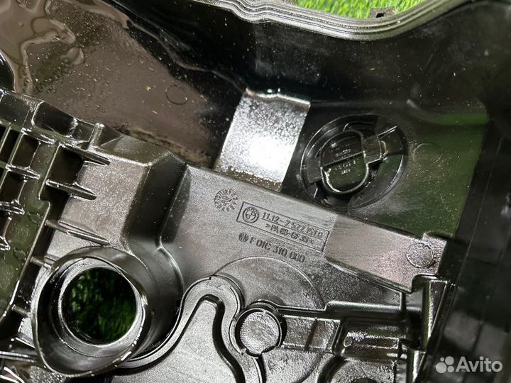 Клапанная крышка правая Bmw 7 E66 N62B44 2002