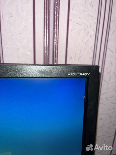 Монитор Acer v223HQV