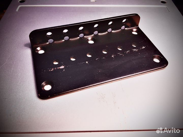 Основание (станина) 6 струн, чёрная, фиксированная