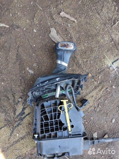 Кулиса кпп Skoda Octavia 1Z3 caxa 2012