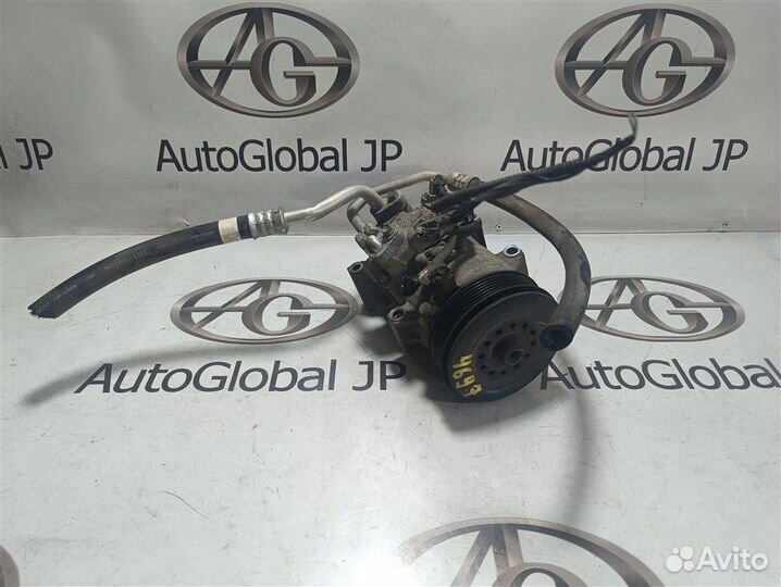 Компрессор кондиционера Toyota Corolla ZRE152