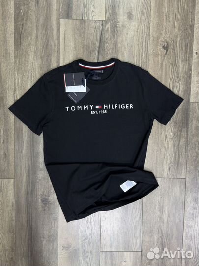 Мужская футболка Tommy Hilfiger черная новая