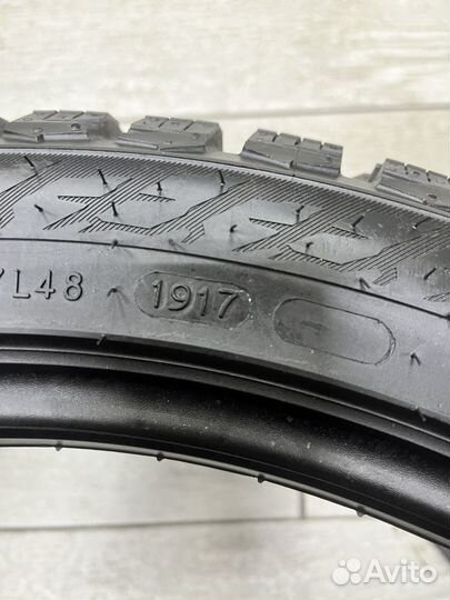 Nokian Tyres Hakkapeliitta 9 245/40 R19 98T