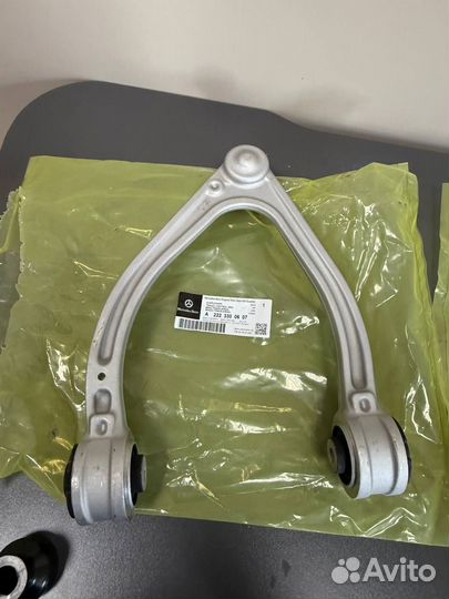 Рычаг подвески Mercedes A2223300607 W222