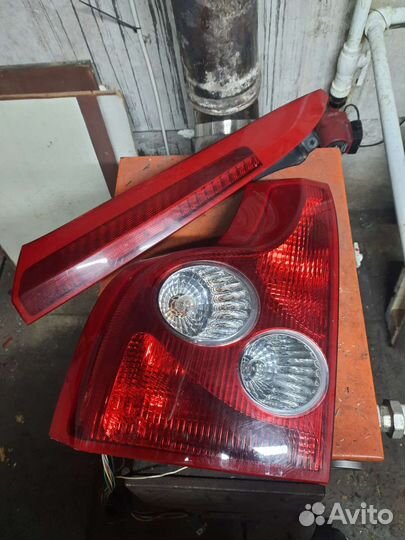 Фонарь задний левый volvo xc90