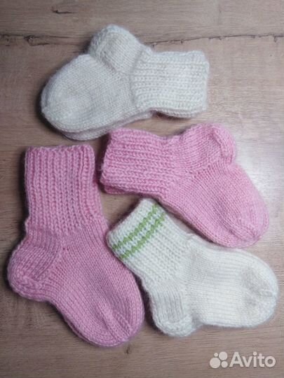 Детские шерстяные носки ручной вязки (10-12 см)