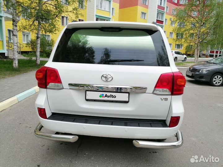Toyota Land Cruiser, 2014