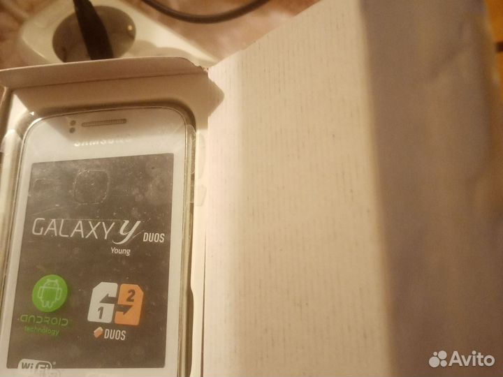 Samsung Galaxy Y Duos GT-S6102, 512 МБ