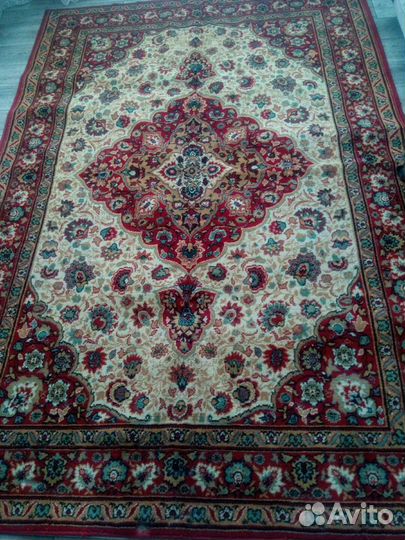 Ковер шерсть