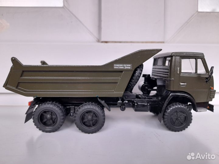 Камаз 55111 самосвал хаки элекон 1:43