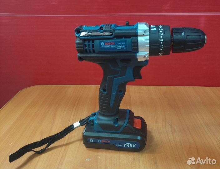 Шуруповерт аккумуляторный с кейсом