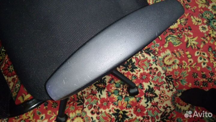 Компьютерное кресло