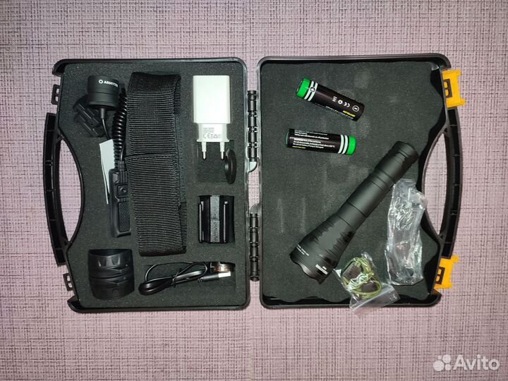 Фонарь Armytek Predator Pro extended set
