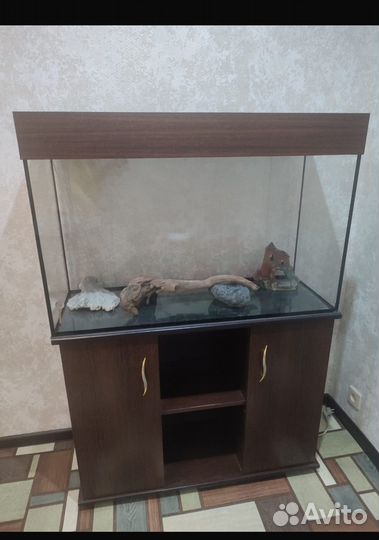 Аквариум с тумбой