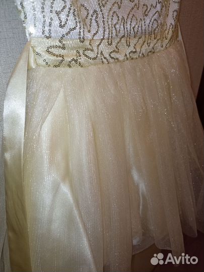 Новогоднее платье р 128