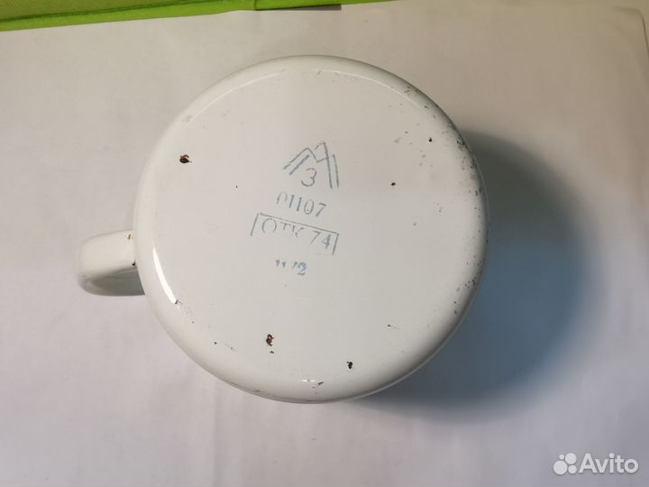 Эмалированная кружка СССР с крышкой