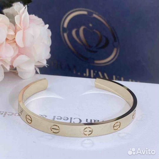 Золотой браслет Cartier Love