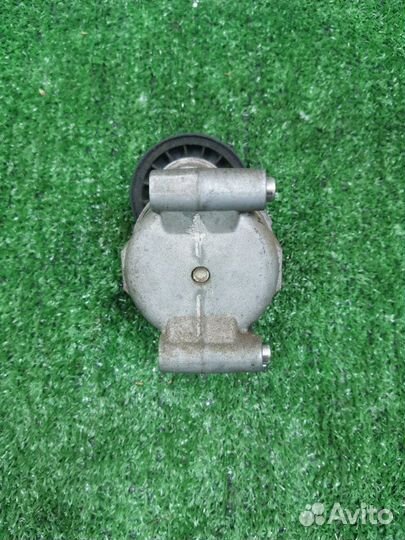 Натяжитель ремня генератора Ford Mondeo 4 седан