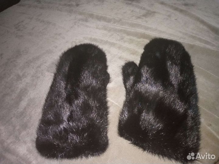 Варежки норковые женские