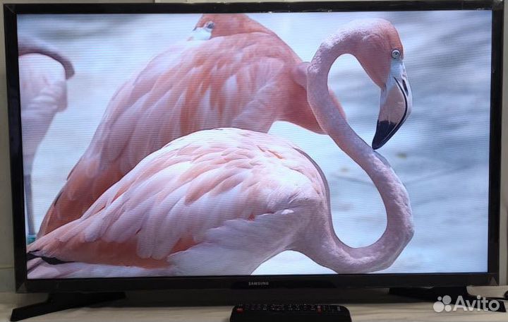 LED SMART телевизор Samsung 32 дюйма