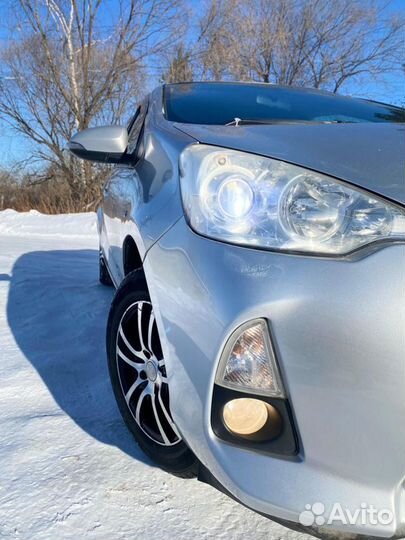 Toyota Aqua 1.5 CVT, 2013, 250 000 км