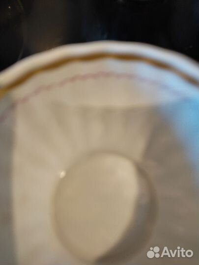 Неполный антикварный чайный сервиз