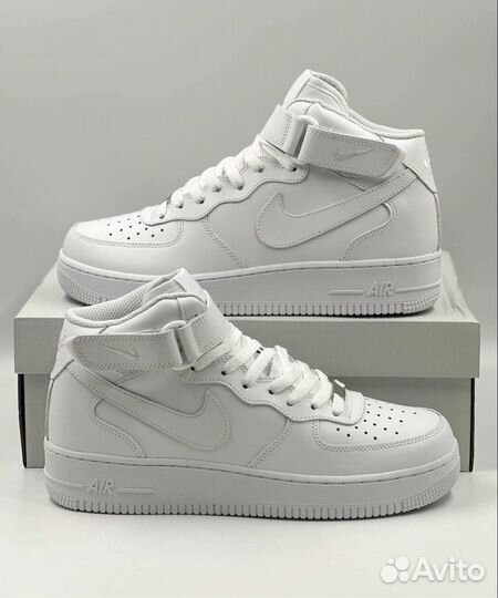 Nike Air Force 1 High (с мехом) белые