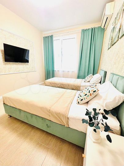 2-к. квартира, 55 м², 1/16 эт.