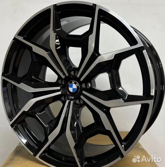 Кованые диски на bmw X5 g05, X6 g06, X7 g07 R22