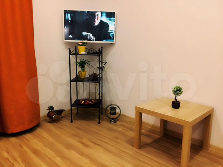1-к. квартира, 53 м², 1/3 эт.