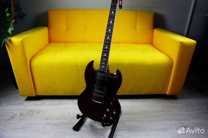 Электрогитара (Полный Комплект)