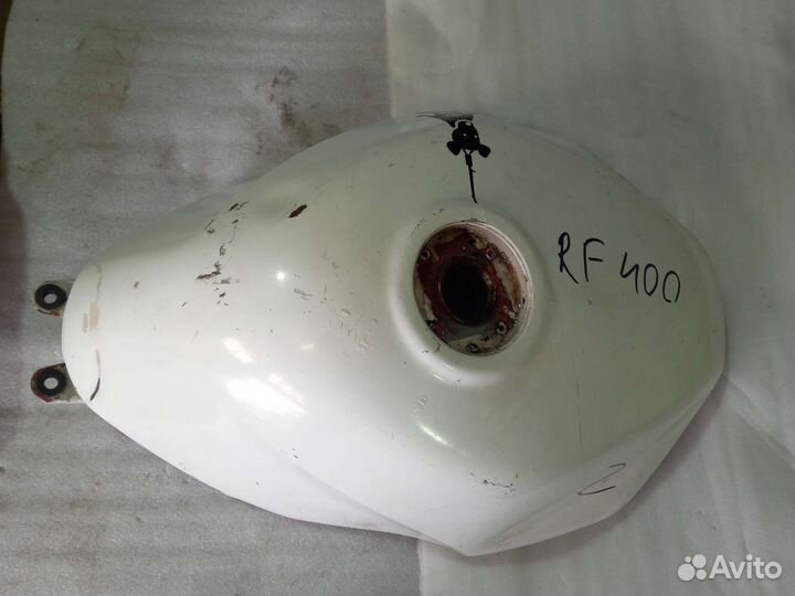 Бензобак, топливный бак Suzuki RF 400/600