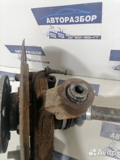 Ступица задняя левая с приводом Infiniti QX56 JA60