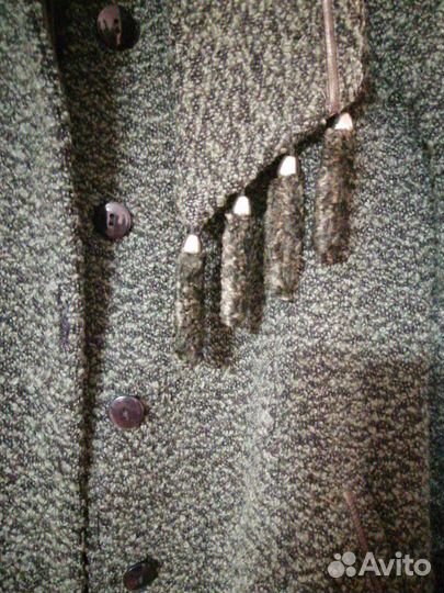 Пальто буклированное зимнее в отличном состоянии