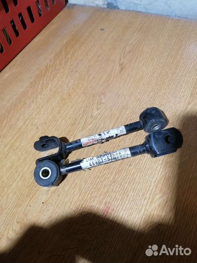 Стойка стабилизатора заднего Toyota 48802-52030
