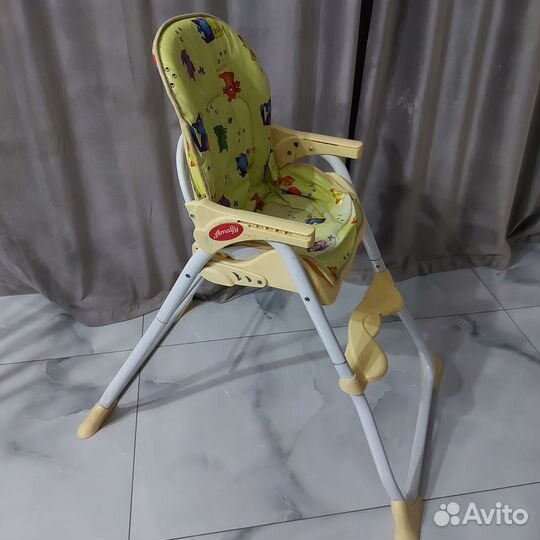 Стул для кормления