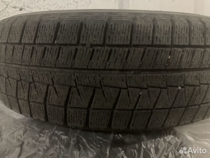 Bridgestone Blizzak Revo GZ 65/180 R15