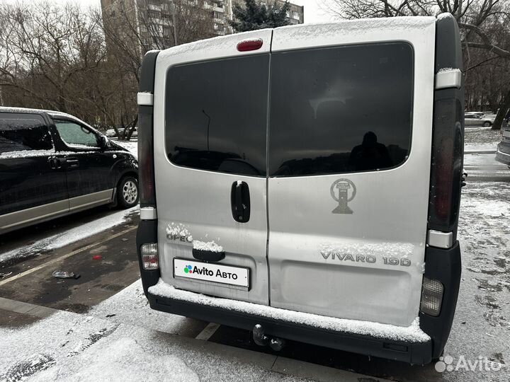 Opel Vivaro 1.9 МТ, 2003, 300 000 км