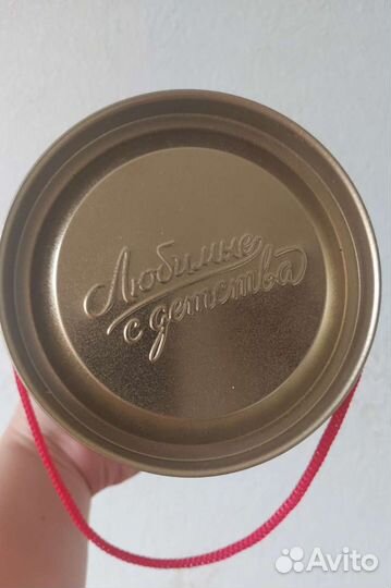 Коробка подарочная новогодняя