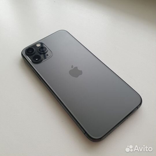 iPhone 11 Pro, 64 ГБ