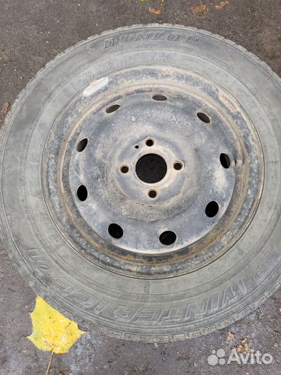 Dunlop SP Winter Ice 01 14/13.5 R14