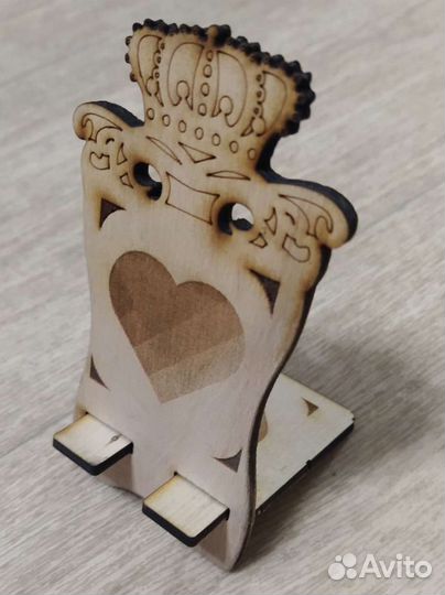 Подставка для телефона из фанеры