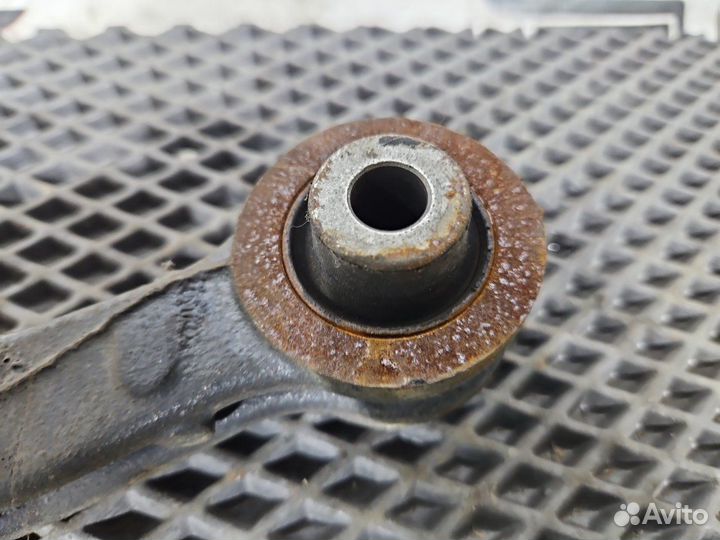 Рычаг нижний передний правый Honda Accord CL7 K20A