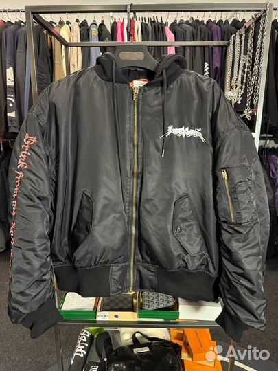Бобмер Vetements Total TFD пришёл забрал