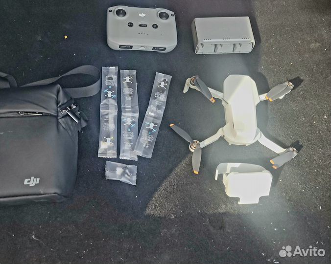 Dji mini 2 fly more combo
