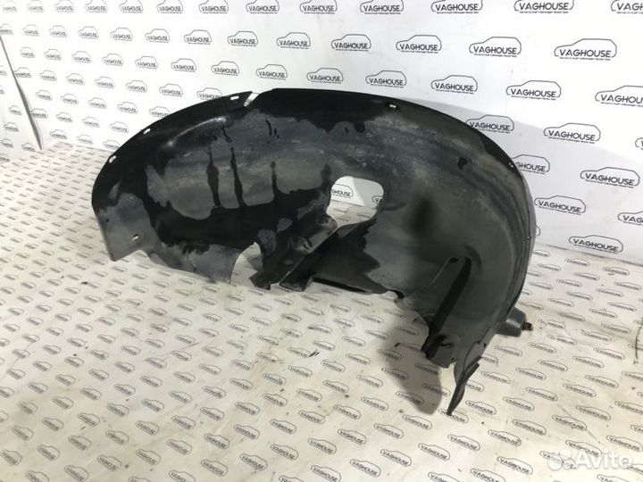 Подкрылок задний правый Volkswagen Jetta MK 4 2.0