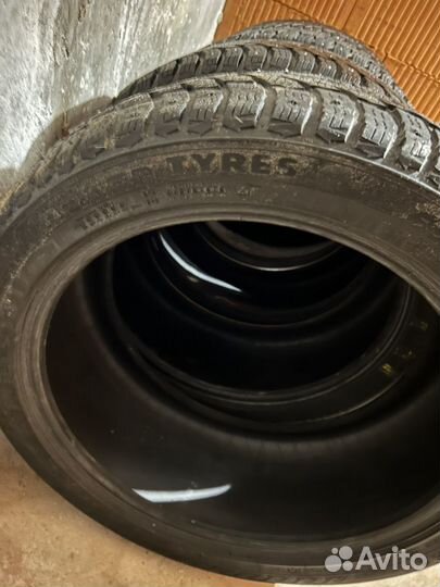 Nokian Tyres Hakkapeliitta 9 40 R19 100T