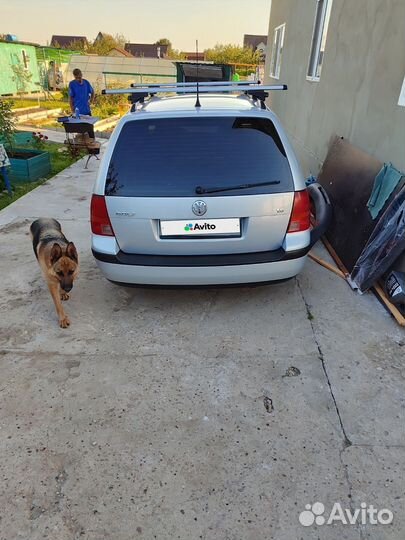 Volkswagen Golf, 2000