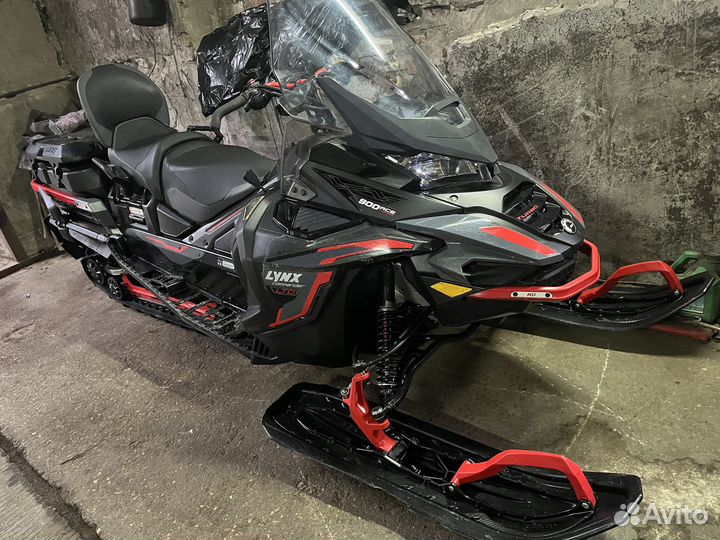 BRP Lynx Commander 900