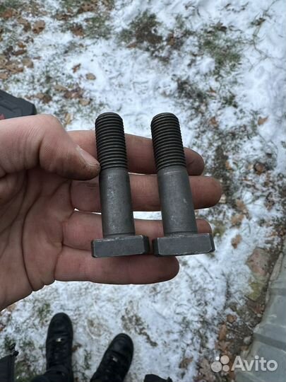 Контр шайбы на колёсные диски на mercedes 609